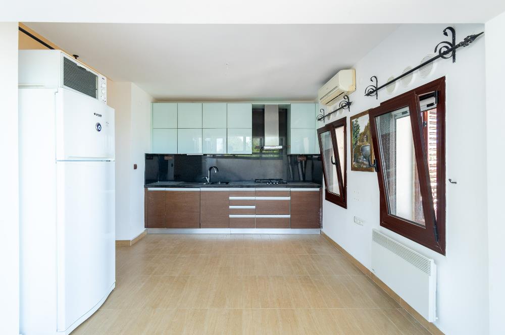 Bodrum Bitez Aktur Sitesinde Deniz Manzaralı 3+1 Satılık Villa