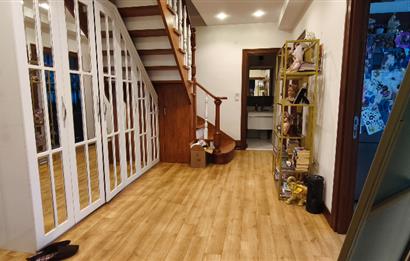 Göztepe'de Oyuncak Müzesi Sokağı'nda Deniz Manzaralı Satılık Dubleks Daire