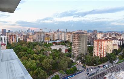 Göztepe'de Oyuncak Müzesi Sokağı'nda Deniz Manzaralı Satılık Dubleks Daire