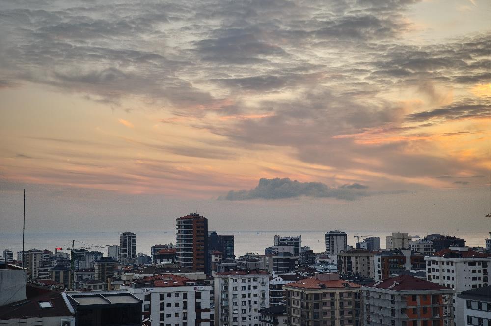 Göztepe'de Oyuncak Müzesi Sokağı'nda Deniz Manzaralı Satılık Dubleks Daire