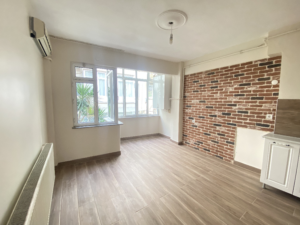 Harbiye'de 1+1 Kiralık Daire