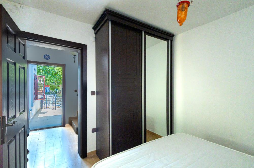 Bodrum Bitez Aktur Sitesinde Deniz Manzaralı 3+1 Satılık Villa
