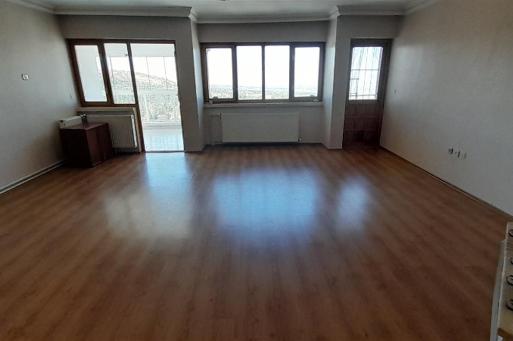 dikmen caddede 4+1 satılık daire