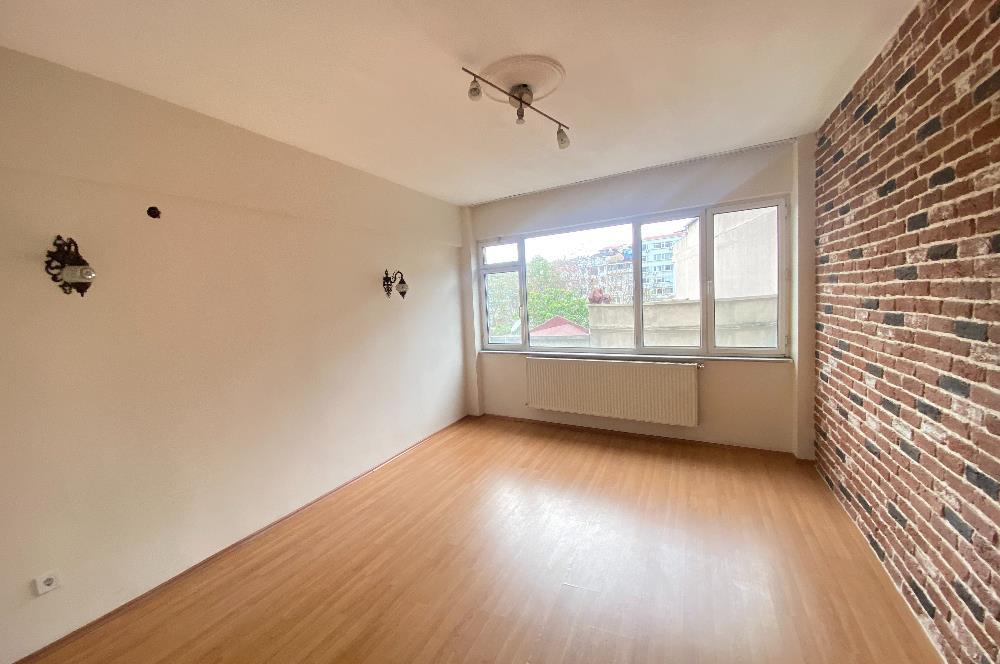 Harbiye'de 1+1 Kiralık Daire