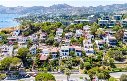 Bodrum Bitez Aktur Sitesinde Deniz Manzaralı 3+1 Satılık Villa