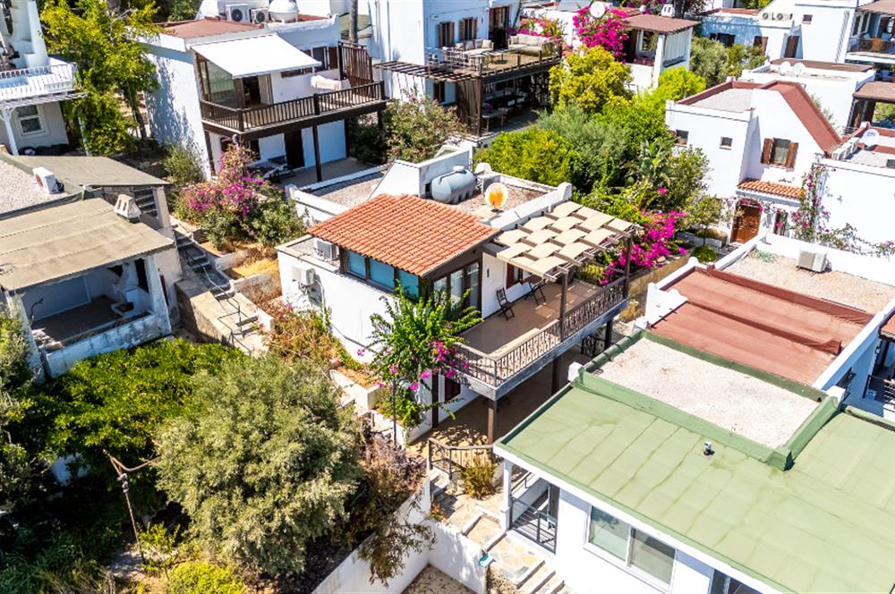 Bodrum Bitez Aktur Sitesinde Deniz Manzaralı 3+1 Satılık Villa