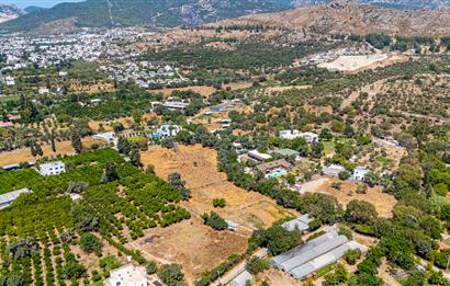 Ortakentte Denize Yürüme Mesafesinde Satılık Arsa