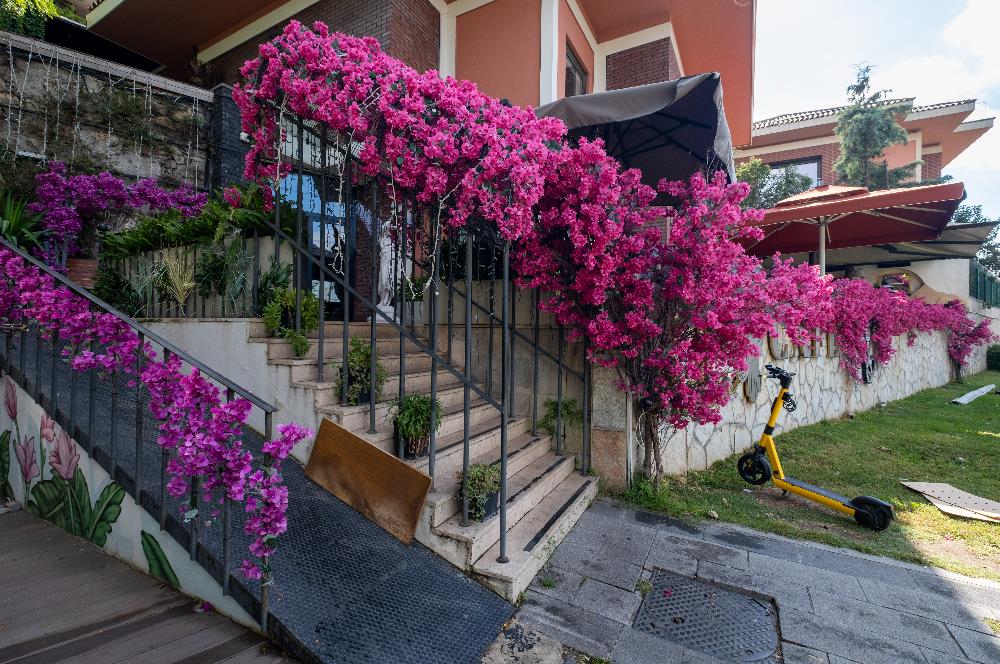 Üsküdar Salacakta Kızkulesine En Yakın Manzaralı Müstakil Villa