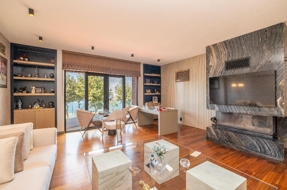 Üsküdar Salacakta Kızkulesine En Yakın Manzaralı Müstakil Villa