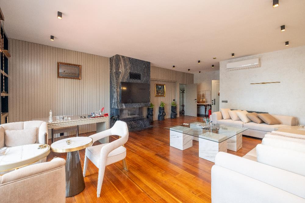 Üsküdar Salacakta Kızkulesine En Yakın Manzaralı Müstakil Villa
