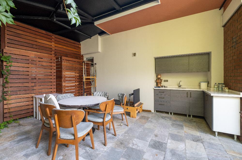 Üsküdar Salacakta Kızkulesine En Yakın Manzaralı Müstakil Villa