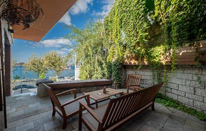 Üsküdar Salacakta Kızkulesine En Yakın Manzaralı Müstakil Villa