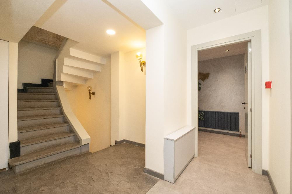 Üsküdar Salacakta Kızkulesine En Yakın Manzaralı Müstakil Villa