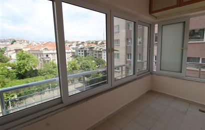 KOŞUYOLU MAH. 24 SAAT GÜVENLİKLİ SİTEDE TEMİZ BAKIMLI FERAH 3+1