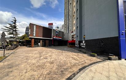 Ataşehir Gardenya Plaza da Bakımlı 5 Bölüm Ofis KAÇIRMAYIN
