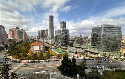 Ataşehir Gardenya Plaza da Bakımlı 5 Bölüm Ofis KAÇIRMAYIN