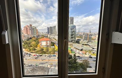 Ataşehir Gardenya Plaza da Bakımlı 5 Bölüm Ofis KAÇIRMAYIN