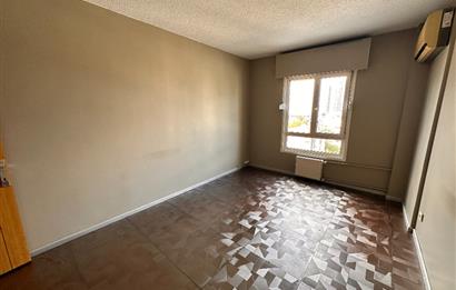 Ataşehir Gardenya Plaza da Bakımlı 5 Bölüm Ofis KAÇIRMAYIN