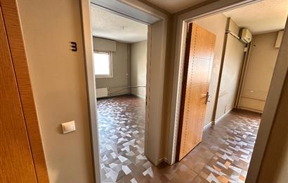 Ataşehir Gardenya Plaza da Bakımlı 5 Bölüm Ofis KAÇIRMAYIN