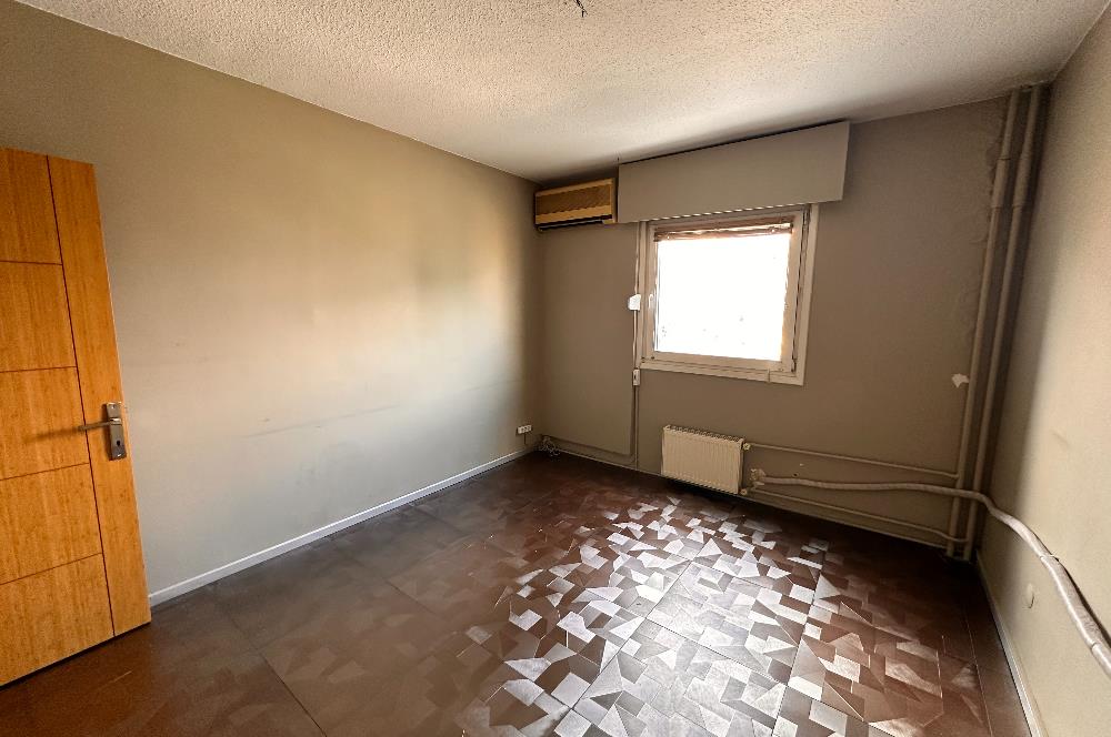 Ataşehir Gardenya Plaza da Bakımlı 5 Bölüm Ofis KAÇIRMAYIN