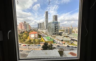 Ataşehir Gardenya Plaza da Bakımlı 5 Bölüm Ofis KAÇIRMAYIN