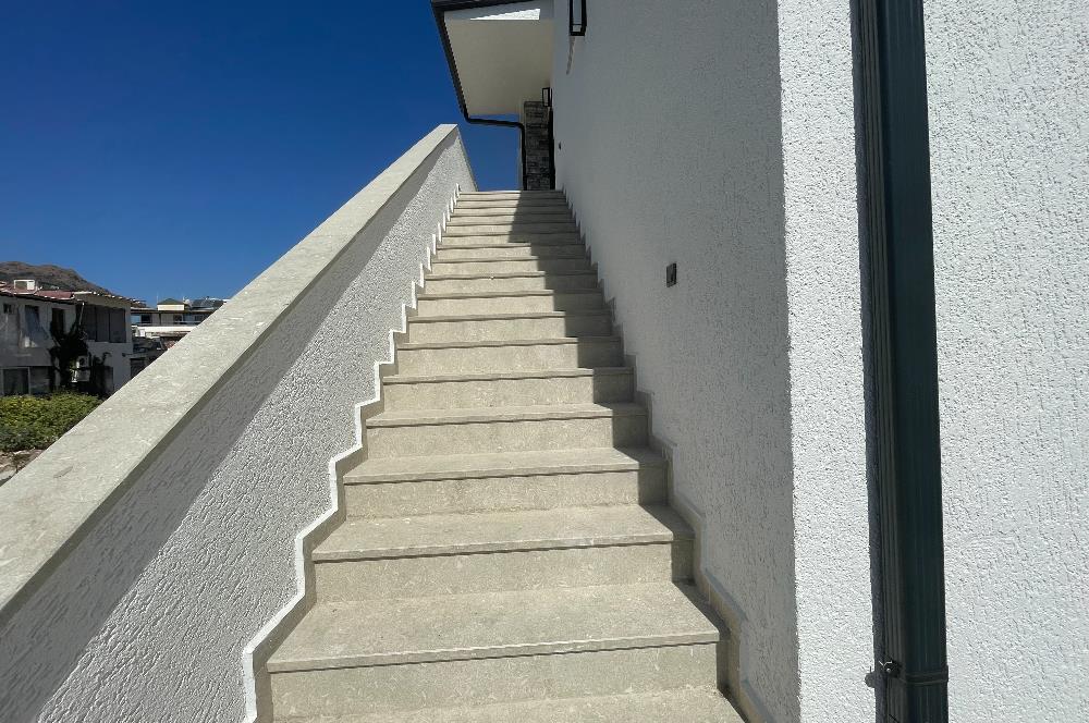 Yahşi'de Denize 50mt Mesafede Kiralık Eşyalı 3+1 Daire