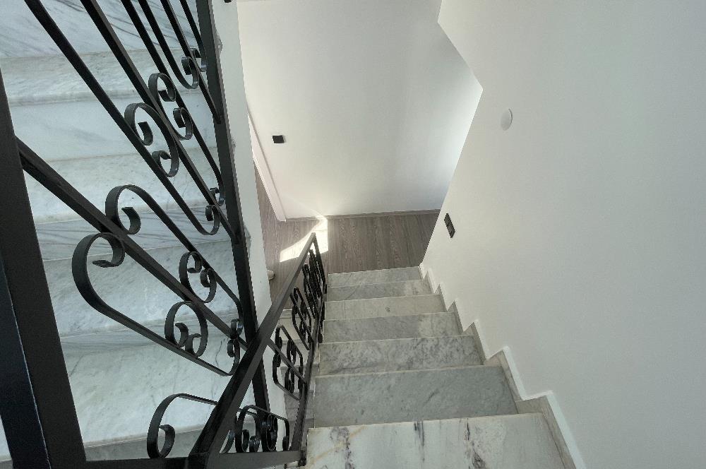 Turgutreis Bahçelievler'de Kiralık Mustakil Dubleks 