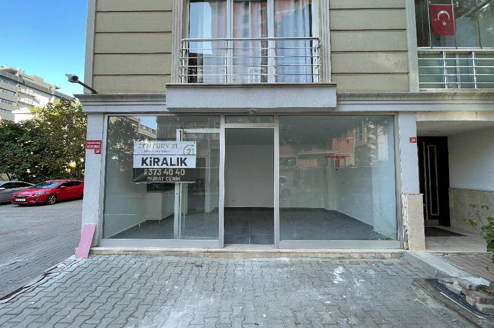 Ataşehir Tapu Arka Sokağında Tabela Değeri Olan Dükkan