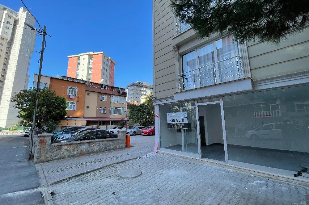 Ataşehir Tapu Arka Sokağında Tabela Değeri Olan Dükkan