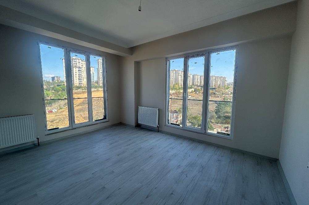 AHMET YESEVİ CADDE ÜZERİ HARİKA LOKASYONDA SIFIR 3+2 DUBLEKS