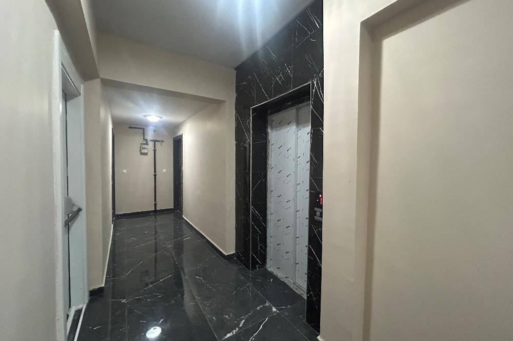 AHMET YESEVİ CADDE ÜZERİ HARİKA LOKASYONDA SIFIR 3+2 DUBLEKS