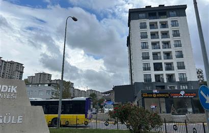 AHMET YESEVİ CADDE ÜZERİ HARİKA LOKASYONDA SIFIR 3+2 DUBLEKS