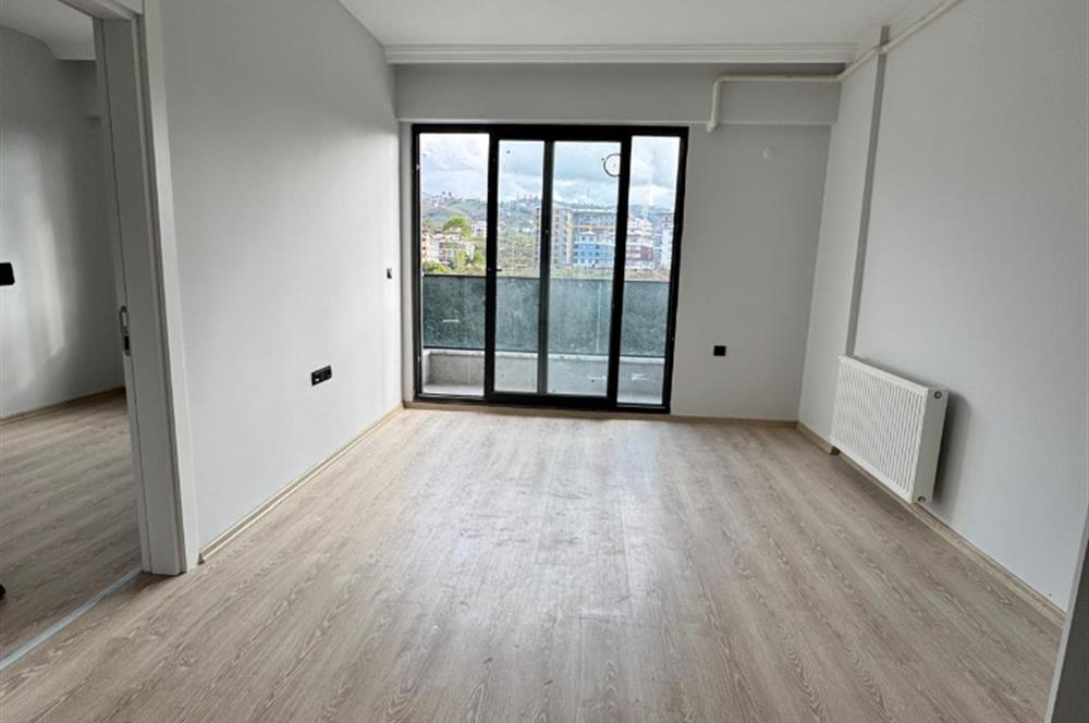 CENTURY 21'DEN ÜNİVERSİTEYE YAKIN 1+1 KİRALIK DAİRE!!!