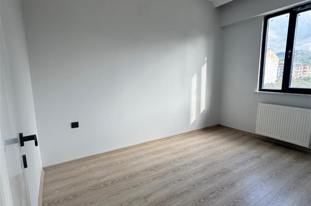 CENTURY 21'DEN ÜNİVERSİTEYE YAKIN 1+1 KİRALIK DAİRE!!!