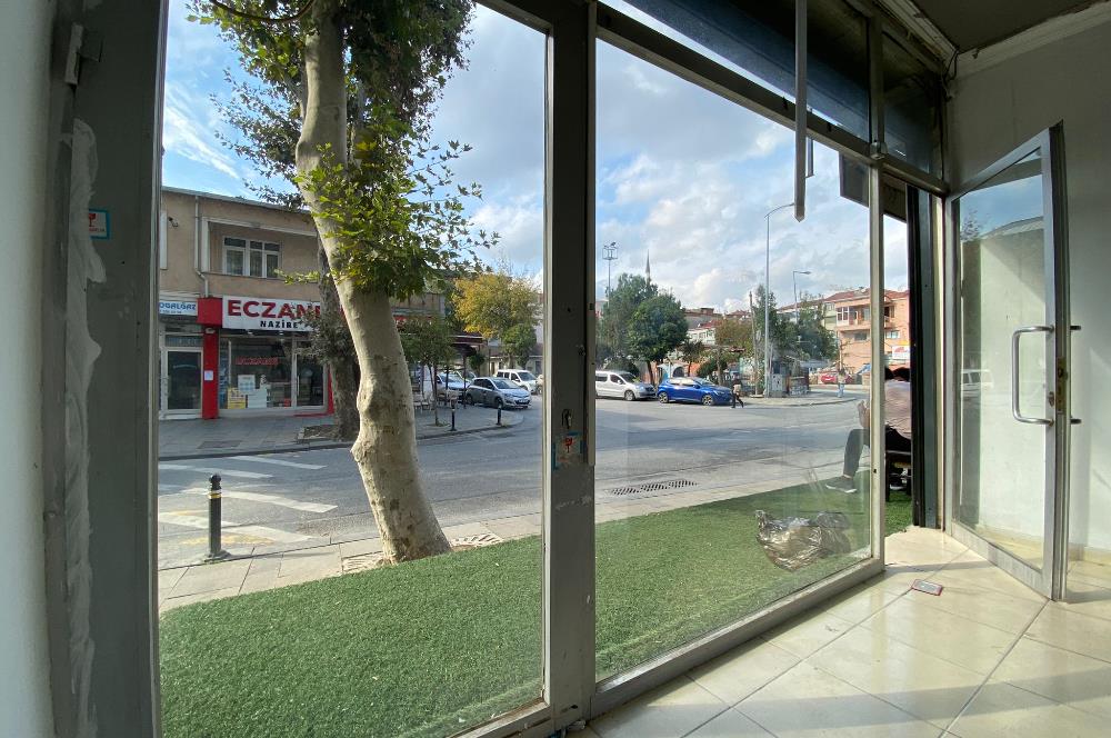 Ümraniye Yukarı Dudullu'da İşlek Caddede Kiralık Dükkan