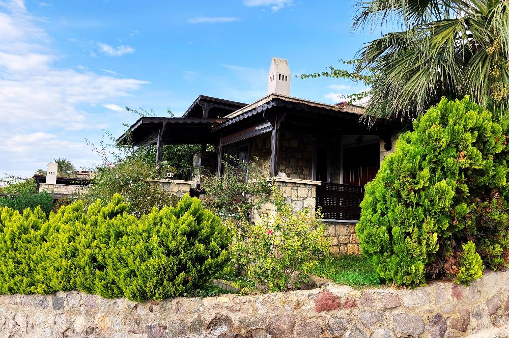 Bodrum Gündoğan Senelik Kiralık Taş Villa