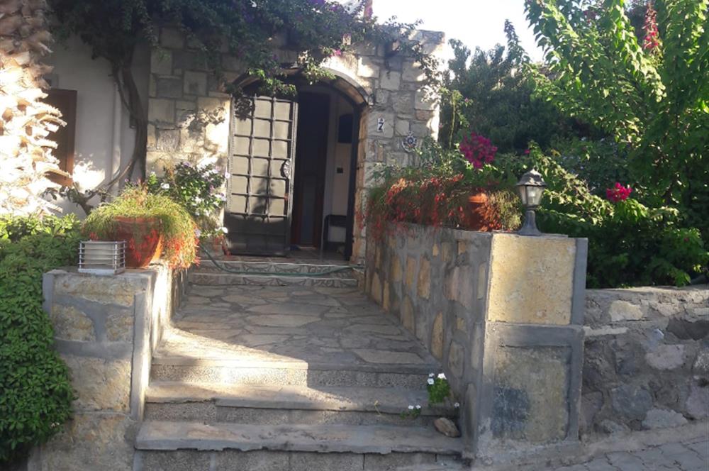 Bodrum Gündoğan Senelik Kiralık Taş Villa