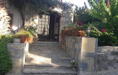 Bodrum Gündoğan Senelik Kiralık Taş Villa