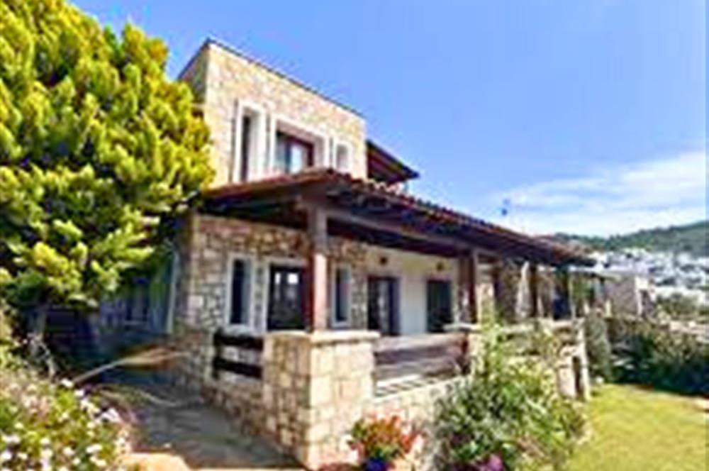 Bodrum Gündoğan Senelik Kiralık Taş Villa
