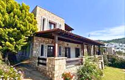 Bodrum Gündoğan Senelik Kiralık Taş Villa