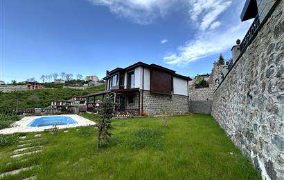CENTURY21 UZMANDAN UĞURLU DA HAVUZLU ÖZEL TASARIM SATILIK VİLLA