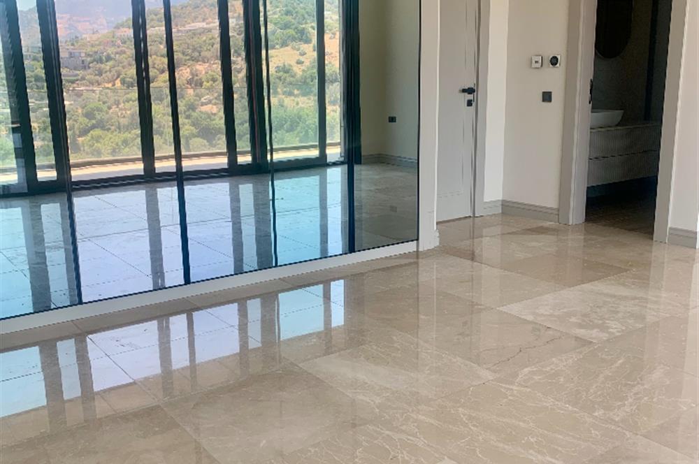 Bodrum Yalıkavak Satılık Deniz Manzaralı Lüks Villa