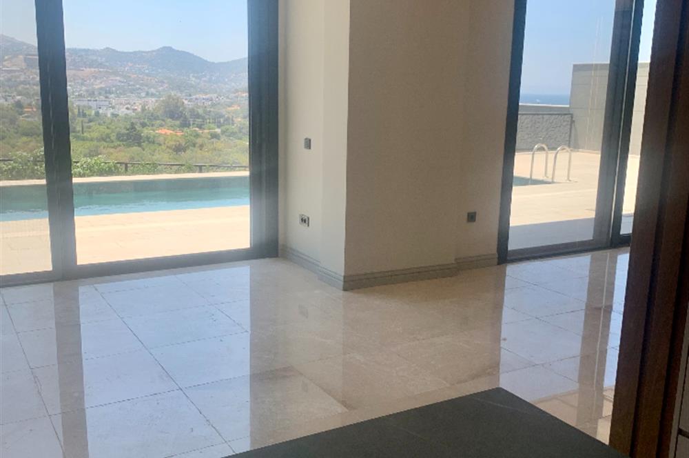 Bodrum Yalıkavak Satılık Deniz Manzaralı Lüks Villa