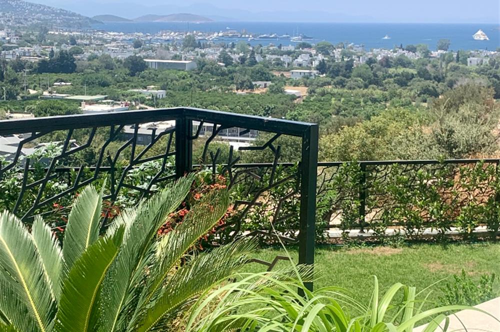 Bodrum Yalıkavak Satılık Deniz Manzaralı Lüks Villa