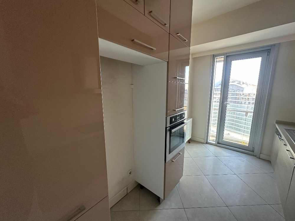 BatıŞehir 3+1 Ebeveyn Banyolu, Peyzaj Cephe, Kiralik Daire