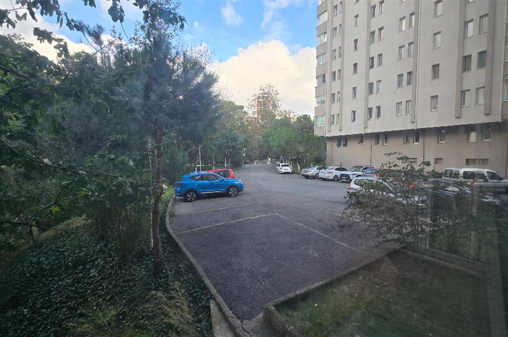 KARTAL YAKACIK YAKAKENT SİTESİNDE 3+1 KİRALIK DAİRE