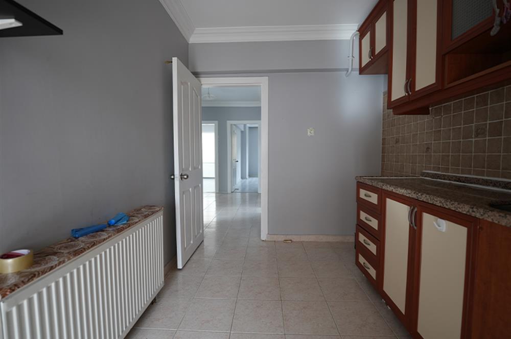C21 Cius; Kökçam Sitesi'nde Deniz Manzaralı Ara Kat 3+1 Kiralık
