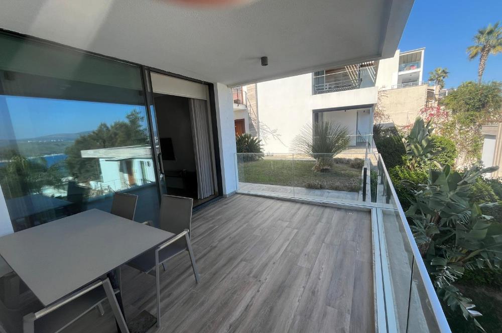 Bodrum Asarlık'ta Denize Sıfır, Markalı Bir Yaşam / 3+1 Dubleks