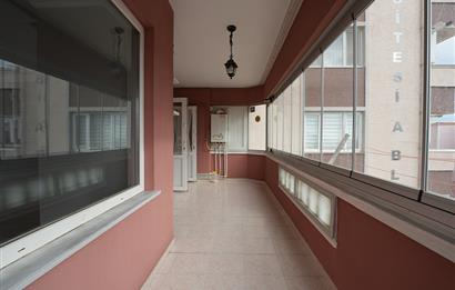 C21 Cius; Kökçam Sitesi'nde Deniz Manzaralı Ara Kat 3+1 Kiralık