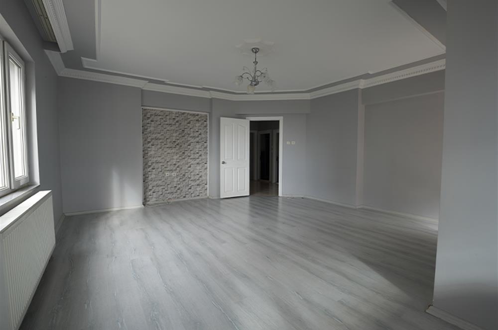 C21 Cius; Kökçam Sitesi'nde Deniz Manzaralı Ara Kat 3+1 Kiralık